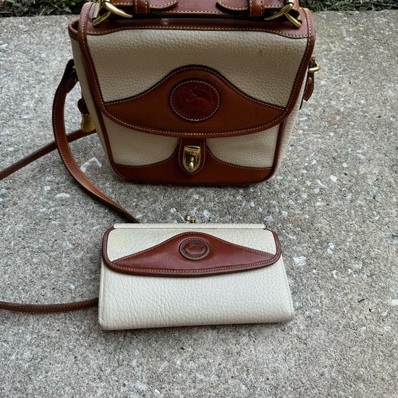 Vintage Dooney and Bourke purse and checkbook wallet - Picture 7 of 10